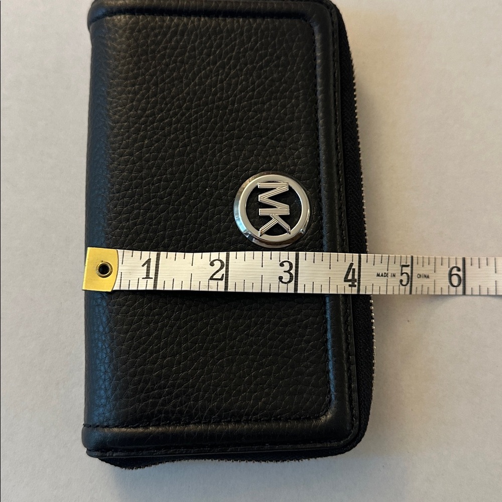 Michael Kors Fulton Multi-Function Wallet Wristle… - image 12